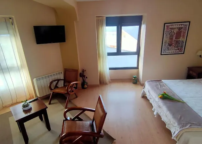 Hotel Balcon De San Bartolo 2*