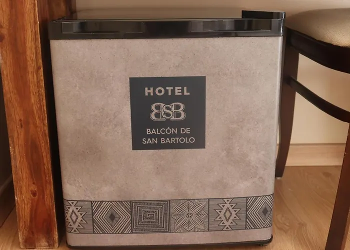 Hotel Balcon De San Bartolo 2*
