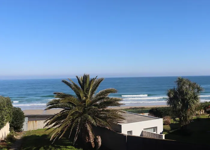 Hotel Balcon De San Bartolo 2*